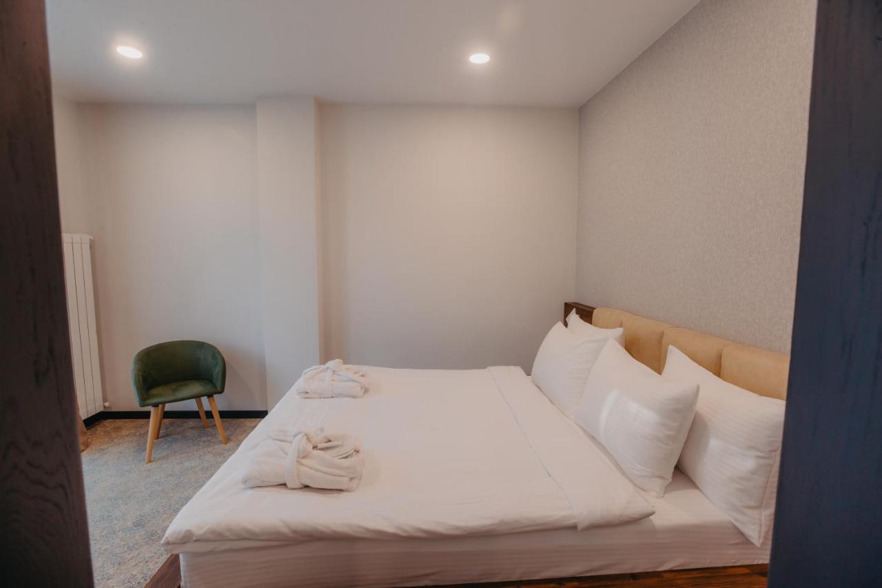 Capo Verde Hotel Батуми Экстерьер фото
