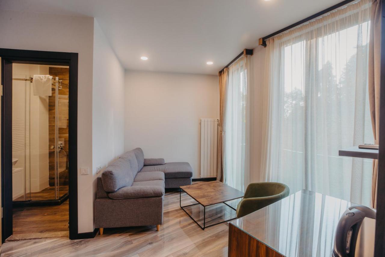 Capo Verde Hotel Батуми Экстерьер фото