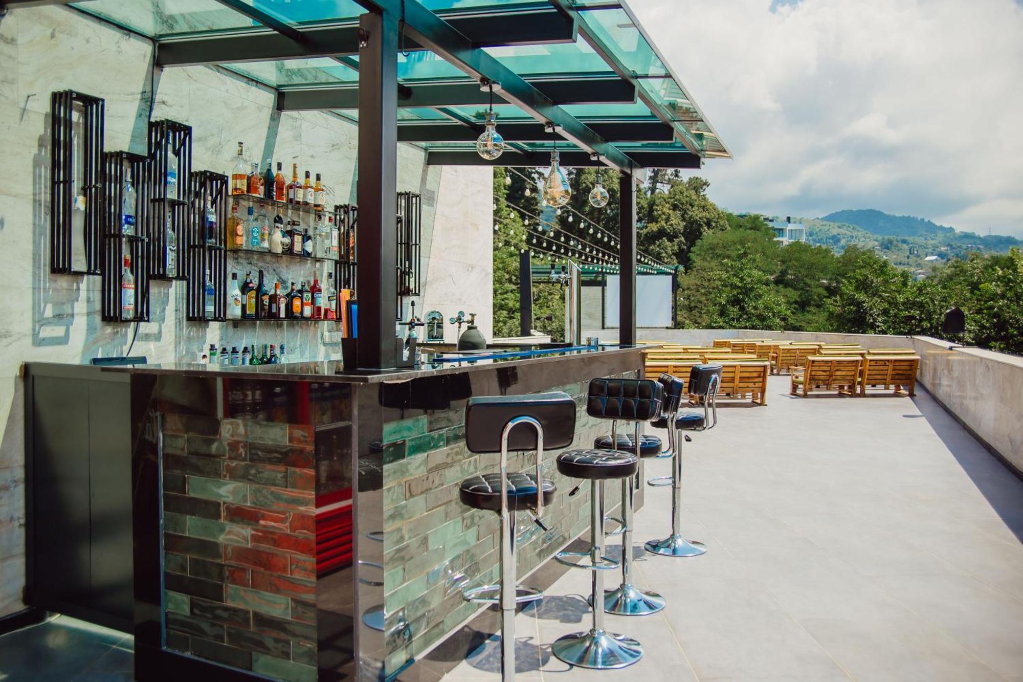 Capo Verde Hotel Батуми Экстерьер фото