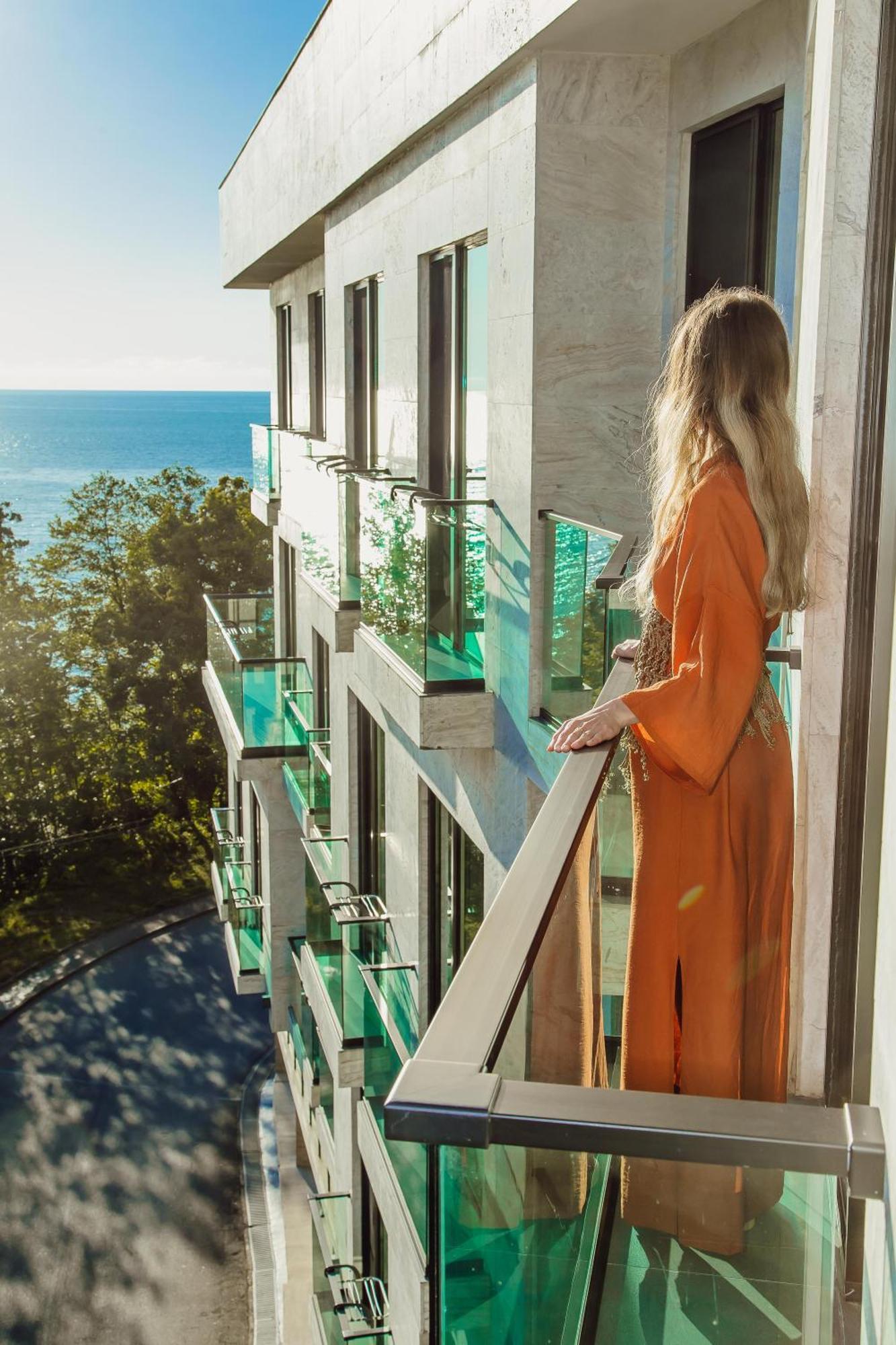 Capo Verde Hotel Батуми Экстерьер фото
